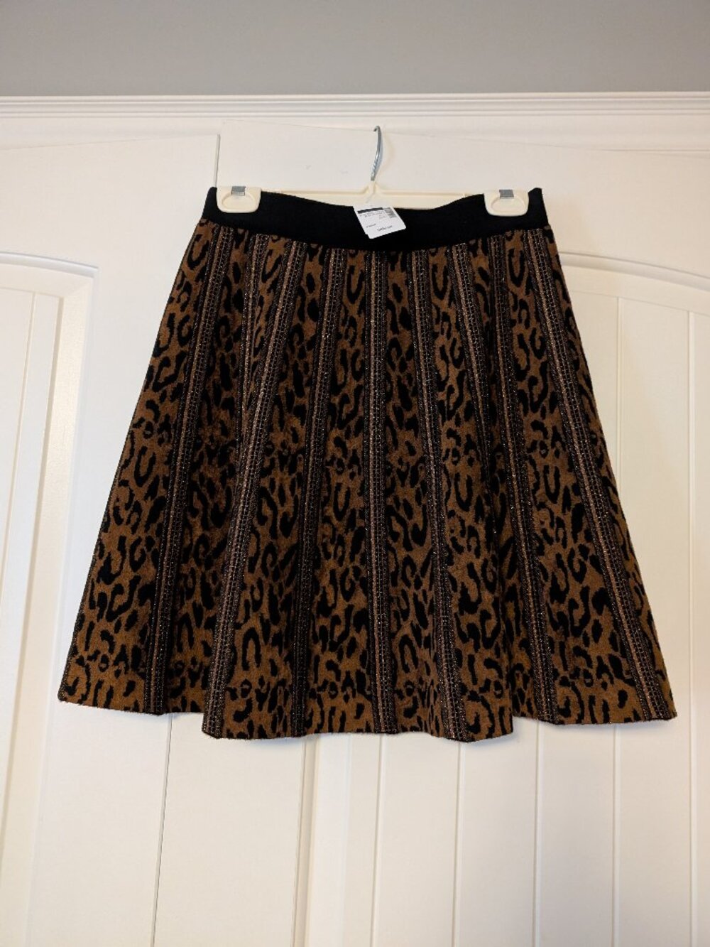 D. Exterior Animal Print Knit Skirt Size Medium